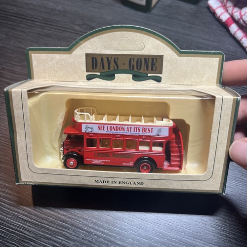 Lledo auto bus 1932 aec - lledo,
